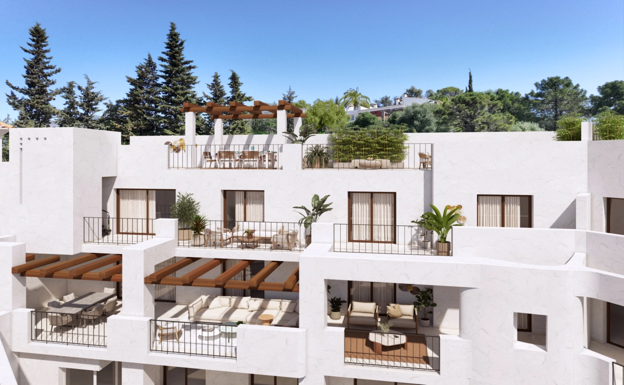 Den traditionelle andalusiske arkitektur byder på charmerende terrasser til hver lejlighed.
