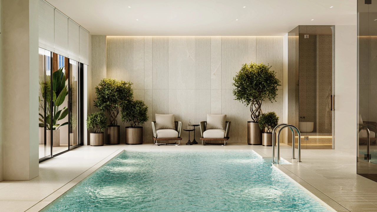 Nyd den indendørs opvarmede swimmingpool og eksklusive spa-faciliteter året rundt.