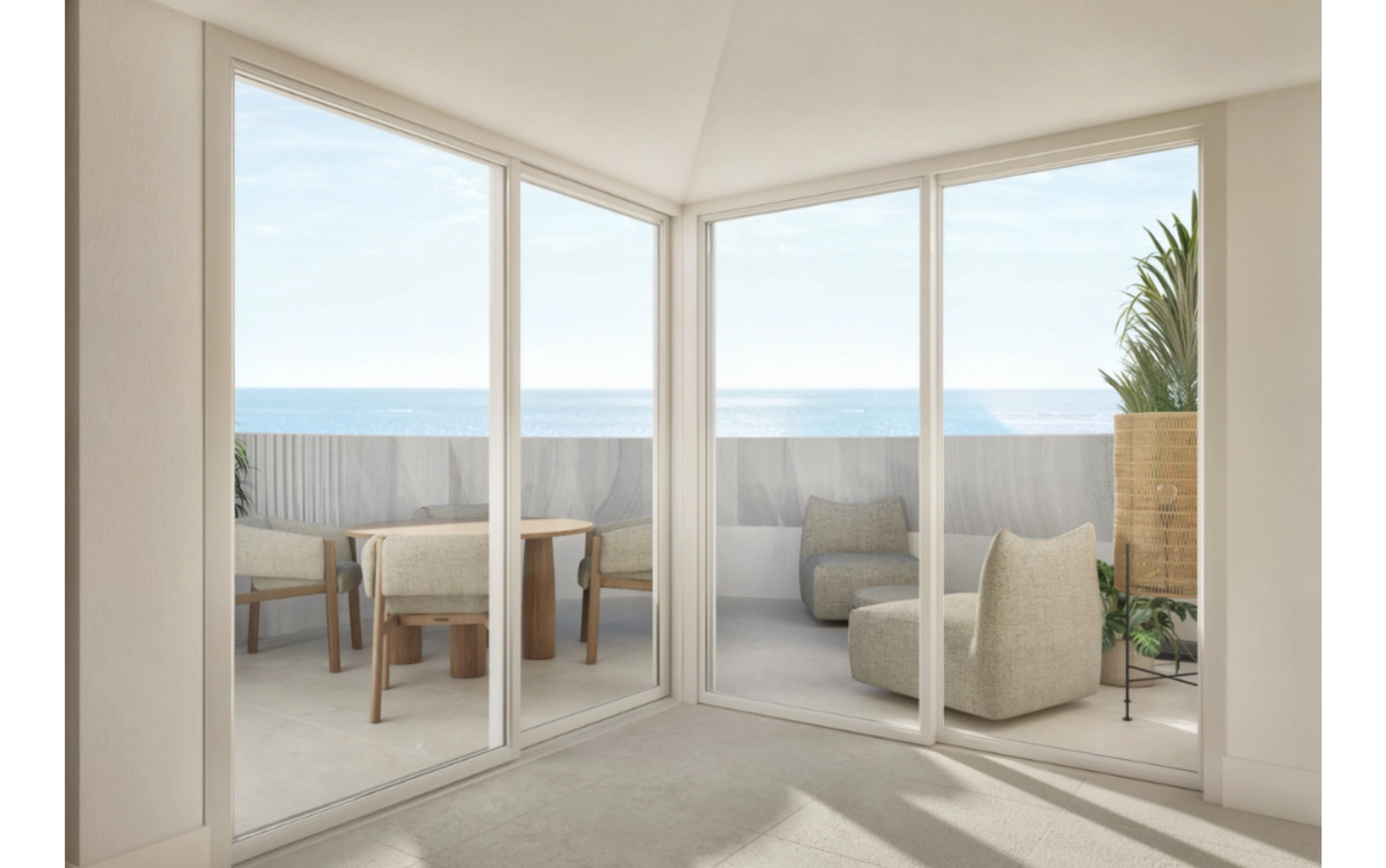 En rolig hjørneterrasse med fredfyldt udsigt over Middelhavet.