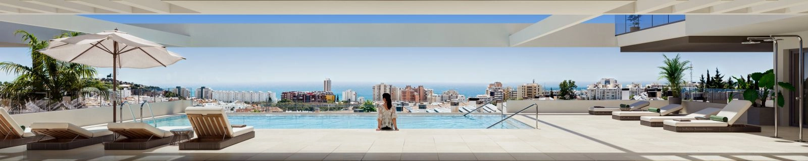 Tagterrassens infinitypool tilbyder en perfekt ramme til at slappe af og nyde den panoramiske havudsigt.