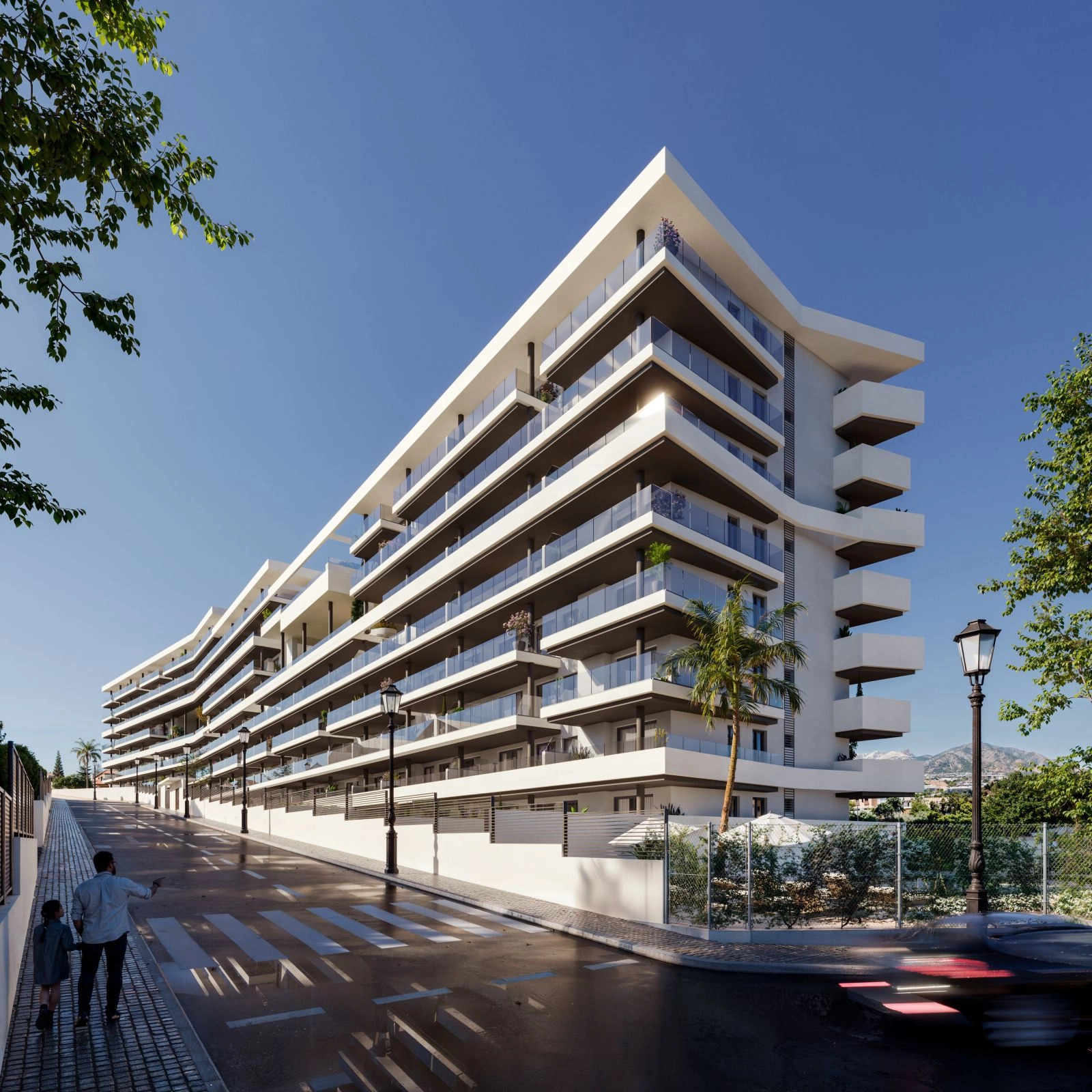 Bygningens elegante og moderne arkitektur står som et nyt vartegn i Fuengirola.