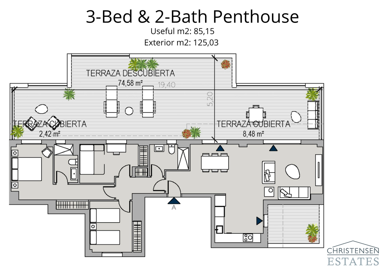 Denne tre-værelses penthouselejlighed tilbyder en enestående tagterrasse, der skaber et privat tilflugtssted med rigelig plads til underholdning og afslapning over Costa del Sol.
