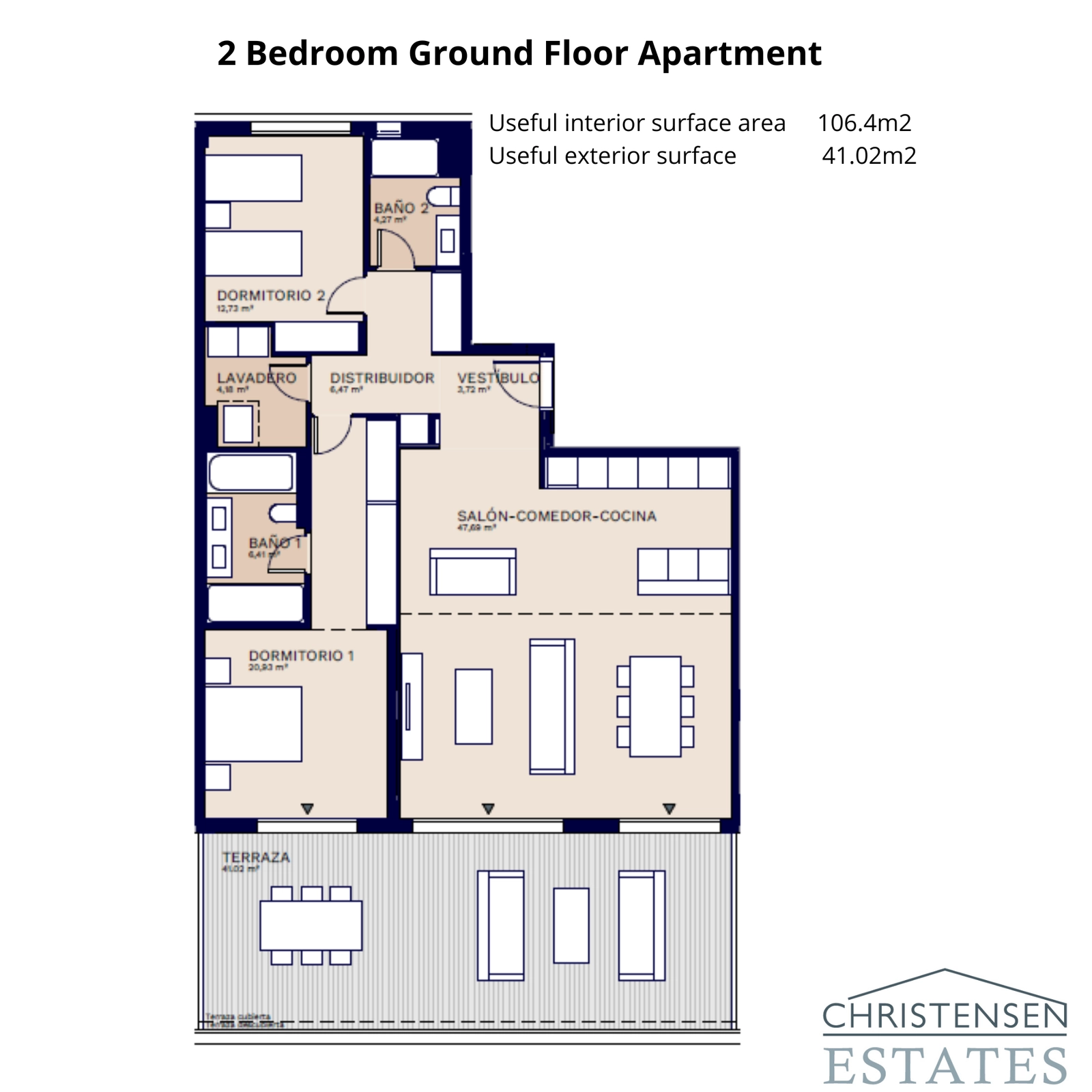 Denne velindrettede stueetages lejlighed med to soveværelser har en generøs terrasse til udeliv.
