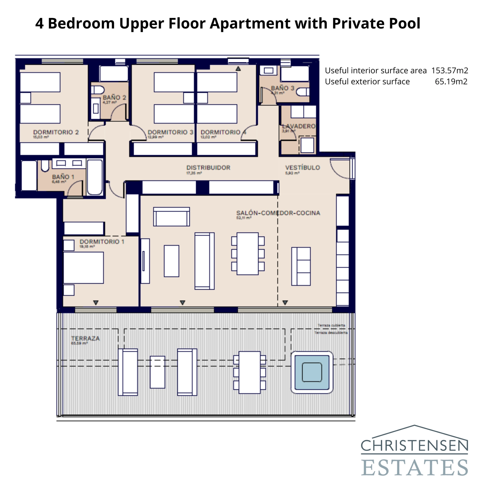 En enestående fireværelses bolig på øvre etage med en stor terrasse, privat swimmingpool og panoramaudsigt.